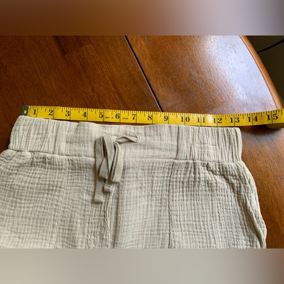 Carly Jean Los Angeles Halston Shorts - Small - Picture 8 of 10